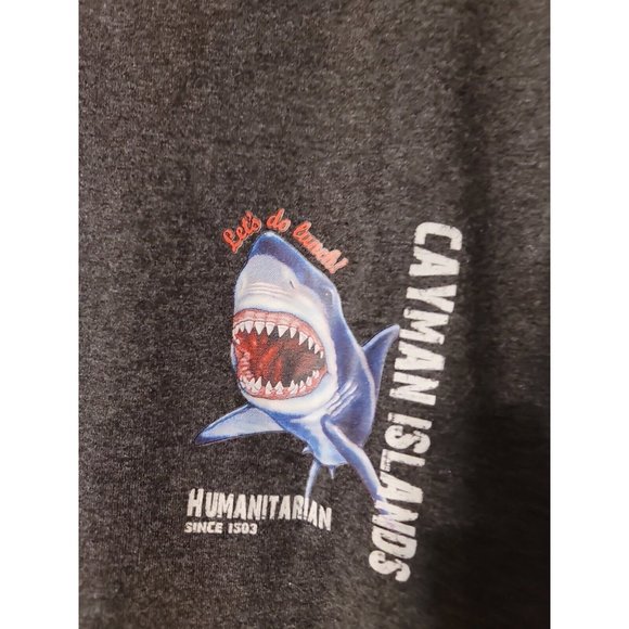 Cayman Treasures Gray Short Sleeve T Shirt Graphic Shark Size L - Picture 2 of 5